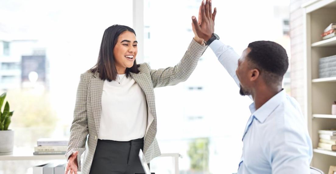 Session de formation individuelle avec analyse de documents budgétaires